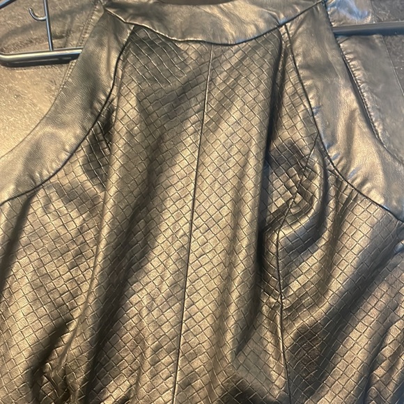 Rachel Roy size 0 black pleather - Picture 3 of 3